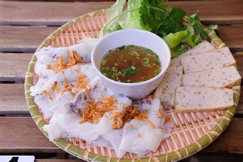 Banh Cuon Ba Oanh 